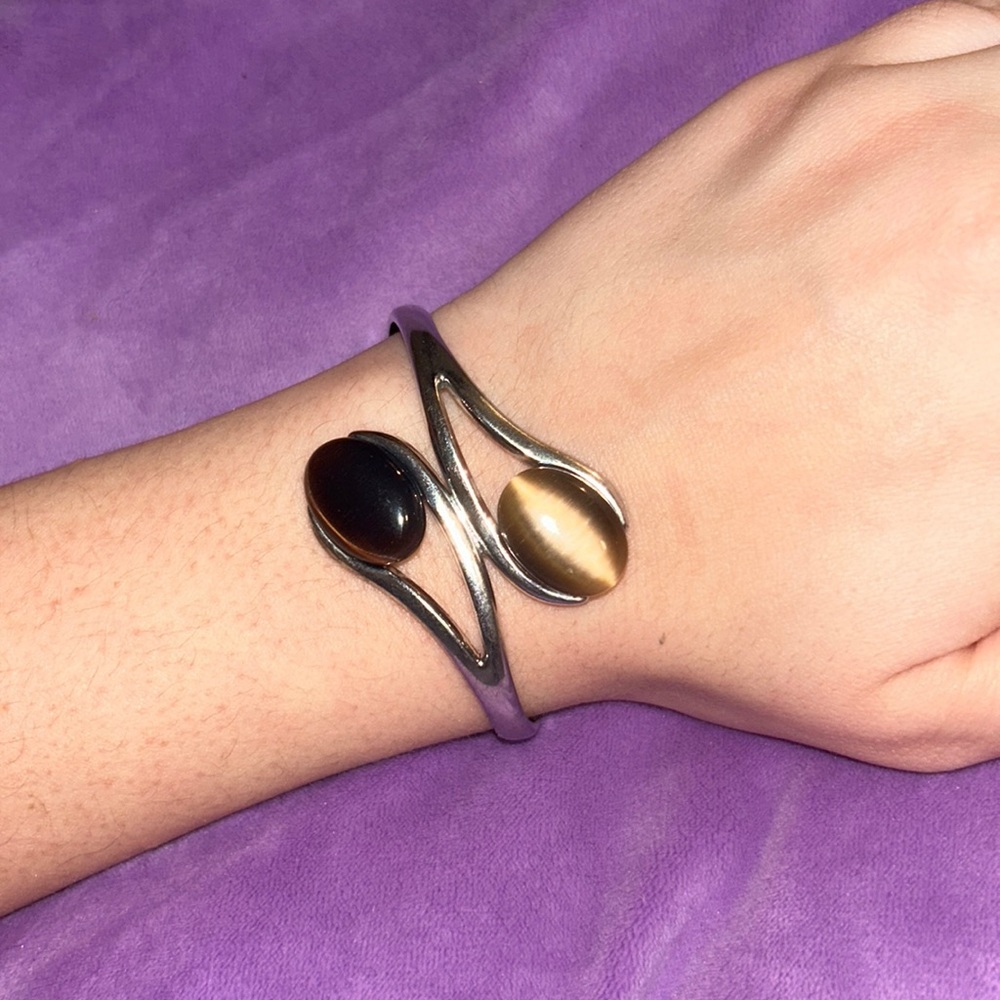 VINTAGE WRAP AROUND STATEMENT CUFF BRACELET NEUTRAL SHINY COLOURED